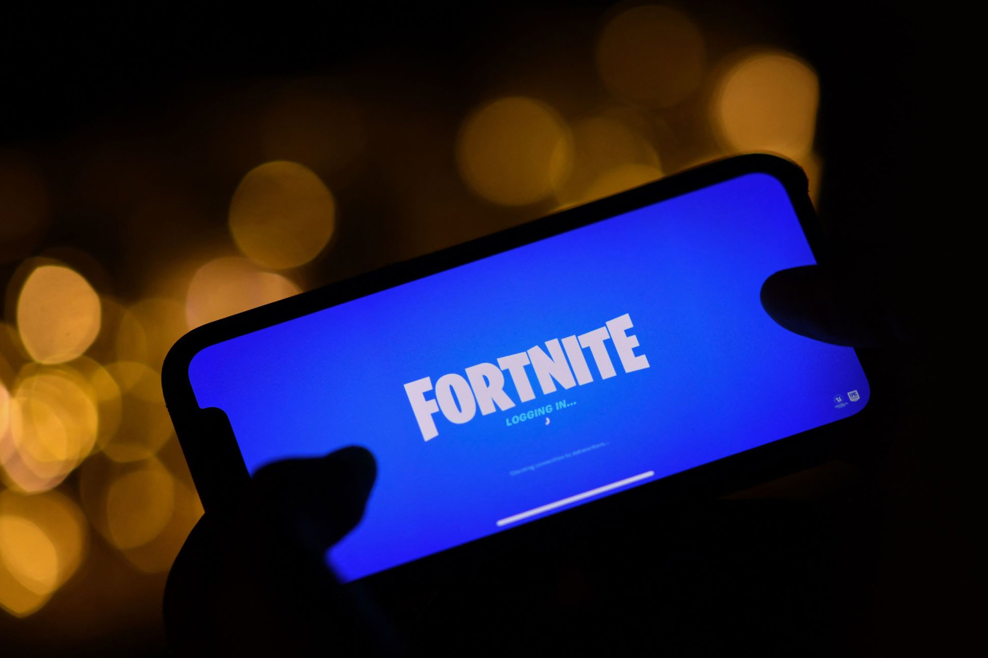 فورتنایت یک‌شبه اپ استور آیفون را به آتش کشید