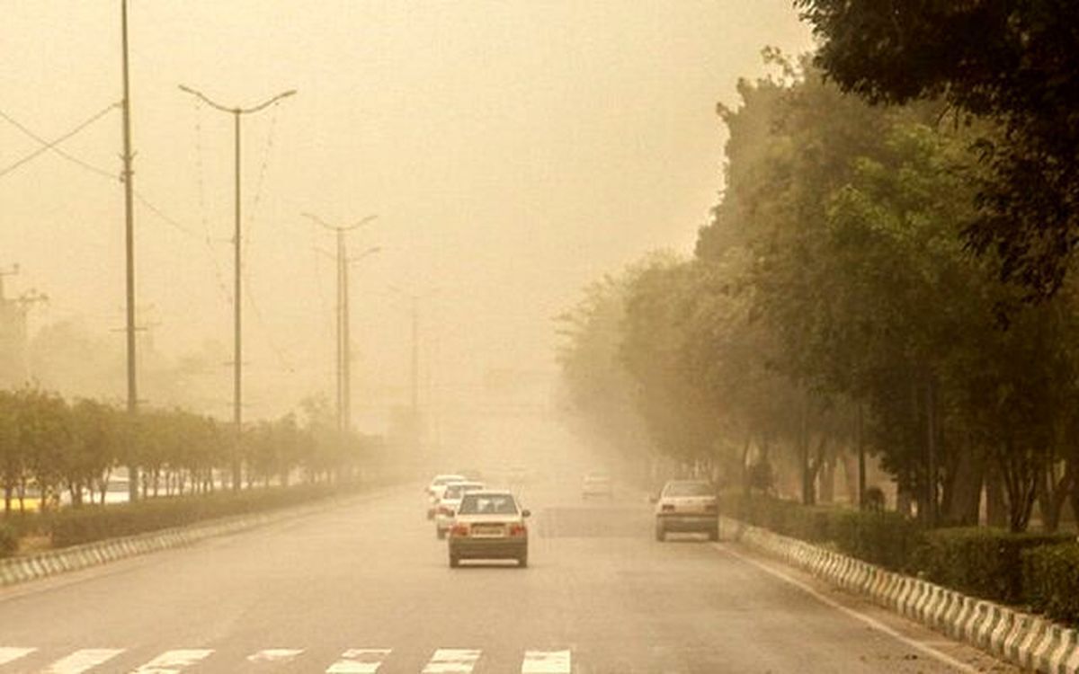 توده گرد و خاک با منشا عراق در راه خوزستان