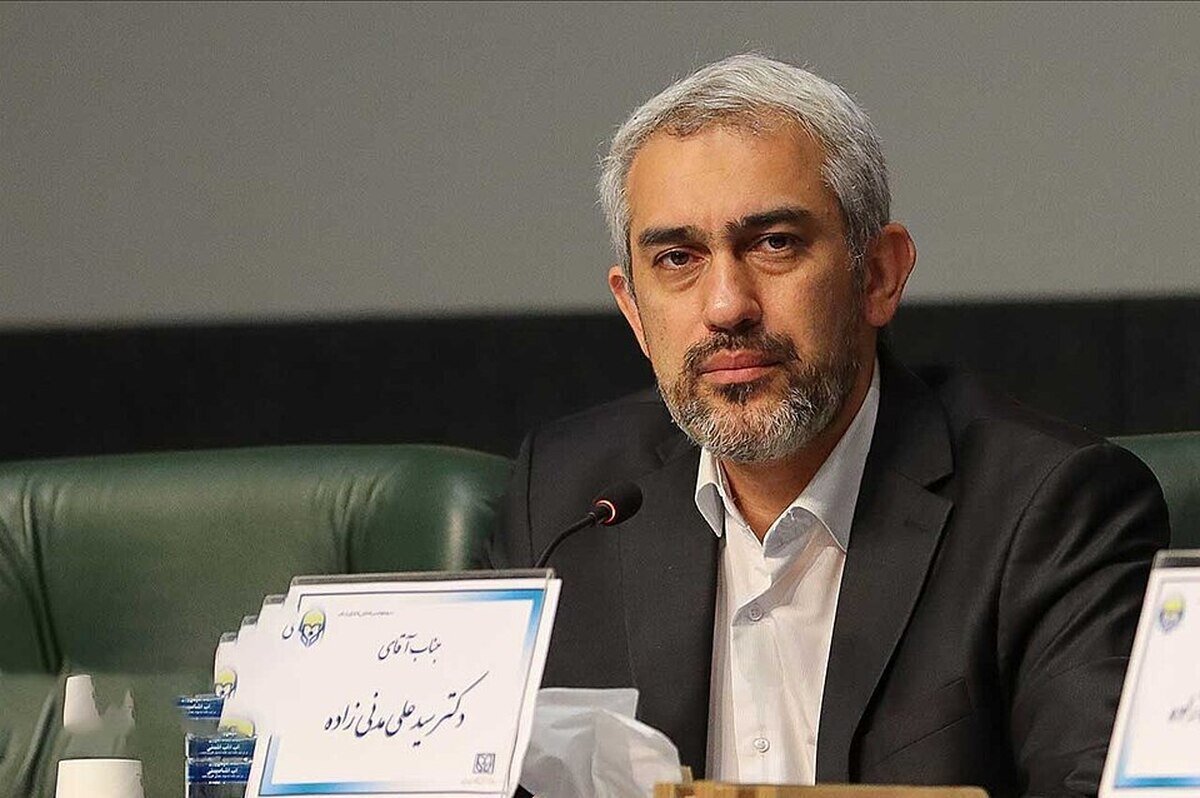 سیاست دولت برای بازار ارز اعلام شد/ مدنیزاده: این حالت دیگر شاهد جهشهای ارزی نیستید