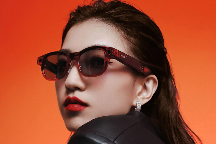 رقابت داغ در بازار عینک‌ هوشمند؛ HTC Vive Eagle در برابر Meta Ray-Ban