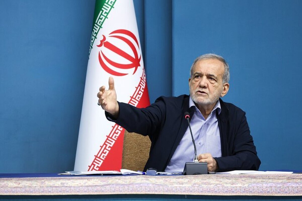 پزشکیان: بنگاه‌های تولیدی وارد فرآیند ساخت مسکن کارگری شوند