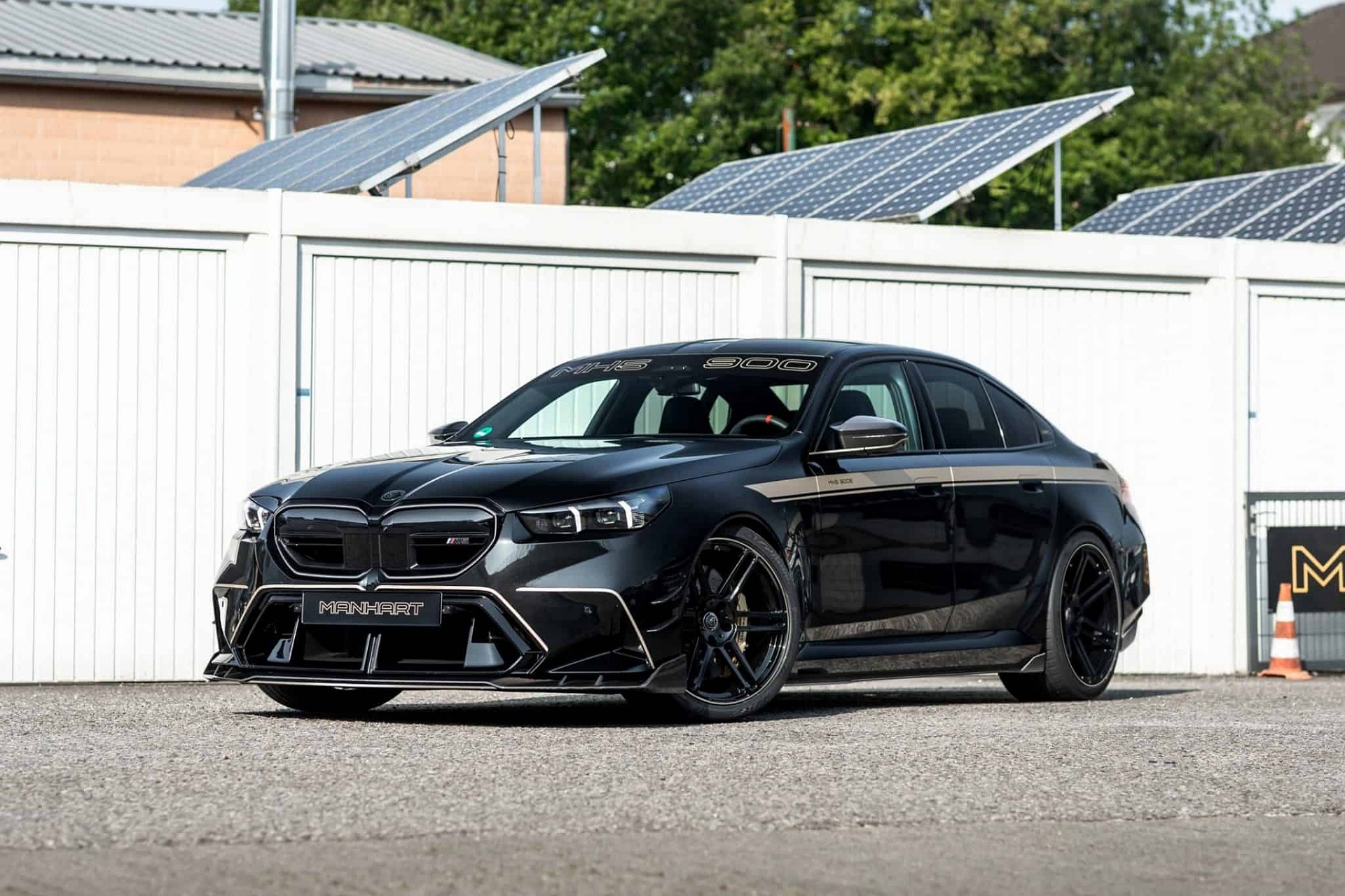 ابرخودرو خانوادگی؛ مدل سفارشی BMW M5 با قدرت سرسام‌آور معرفی شد