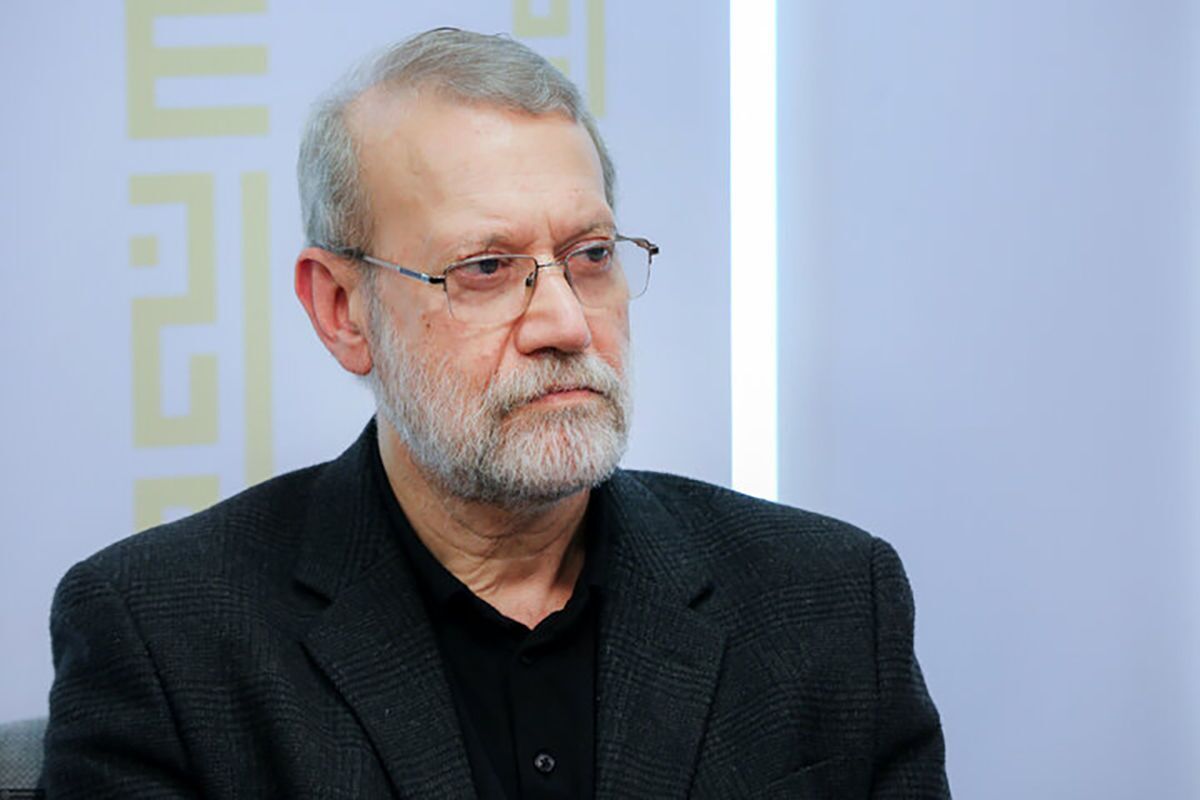 پرواز یک هواپیمای دیپلماتیک ایران به بلاروس/ لاریجانی به مینسک رفته است؟