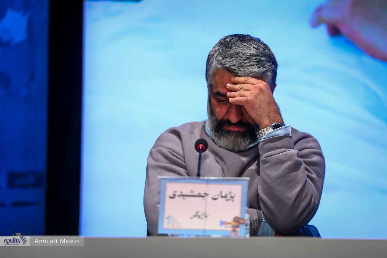 جمعی از بازیگران: با آبروی کسی «بازدید» نگیریم!/ استوری مشترک با پس‌زمینه تصویر پژمان جمشیدی
