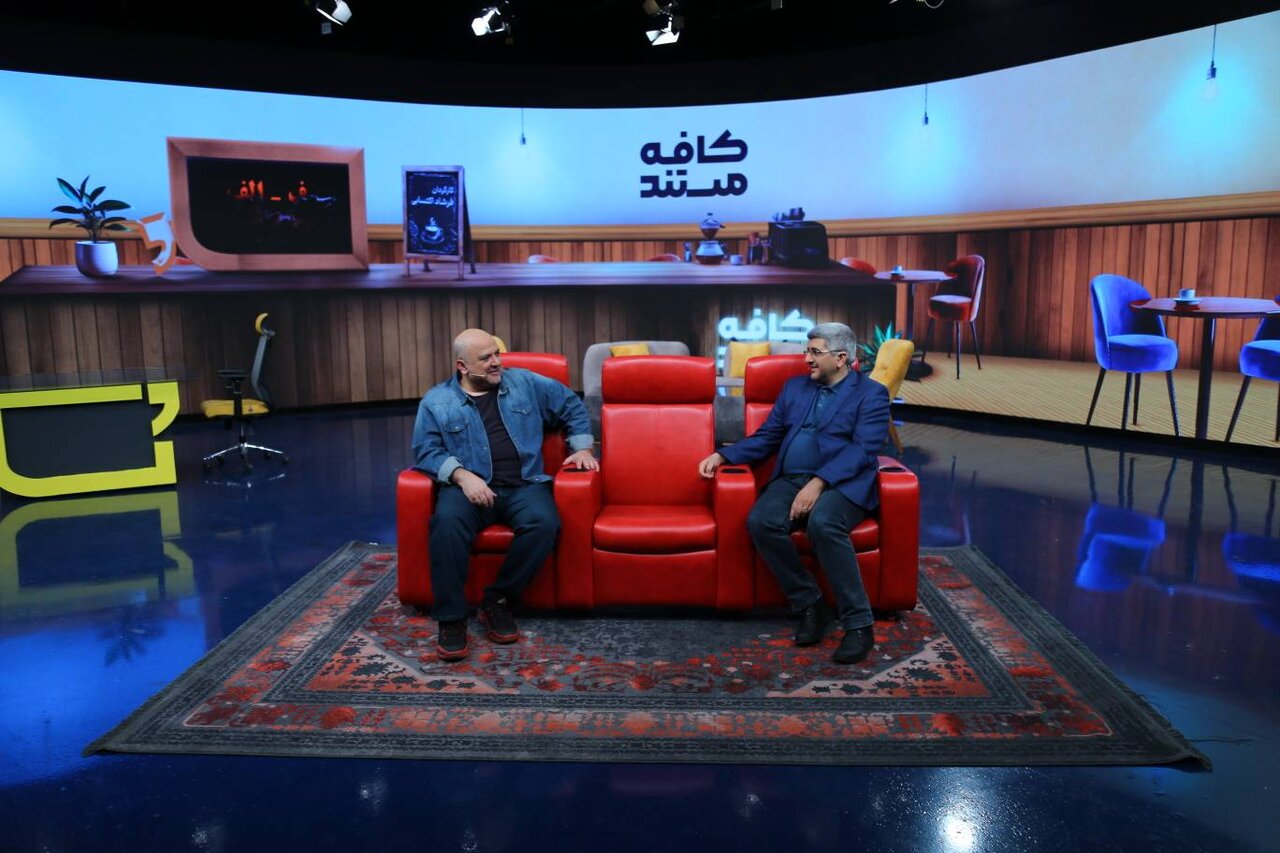 بررسی دلیل شکل‌گیری فساد اقتصادی در «کافه مستند»