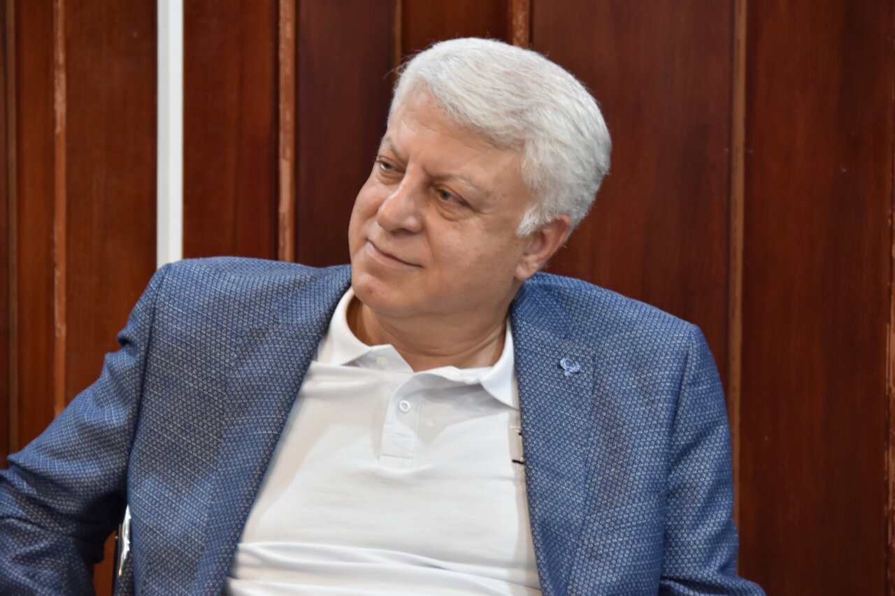 انتقاد روزنامه اصولگرا از واکنش اصلاح طلبان به انتصاب سقاب اصفهانی