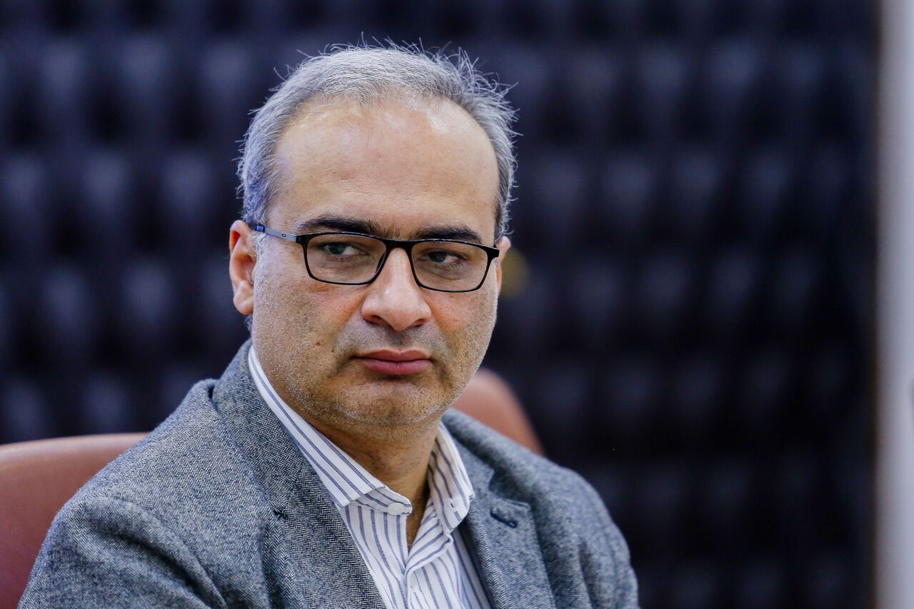 یک استاد دانشگاه: با اجباری شدن بیمه رانندگان منتظر افزایش ۴۰ درصدی کرایه‌ها باشید