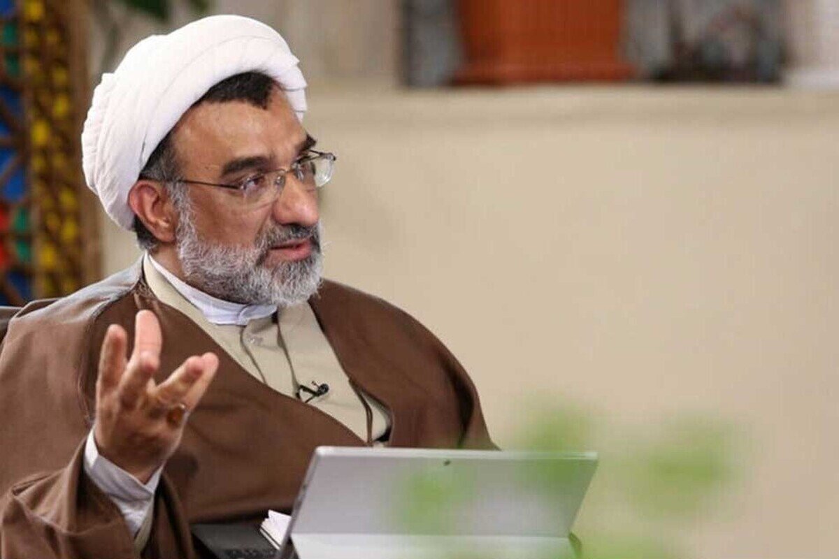پس لرزه ماراتن کیش/ خسروپناه: انجام این برنامه ها برای عادی سازی است/اگر می‌بینیم یک نماینده توییتی می‌زند و یا صحبتی می‌کند نباید به آن اعتنایی کنیم