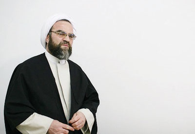 غرویان: تکلیف تندروها این است که روابط ما را با دنیا تیره و تار کنند/ ترمز تندرو ها را باید کشید/ افراطیون نارضایتی از حاکمیت را در مردم تزریق می‌کنند
