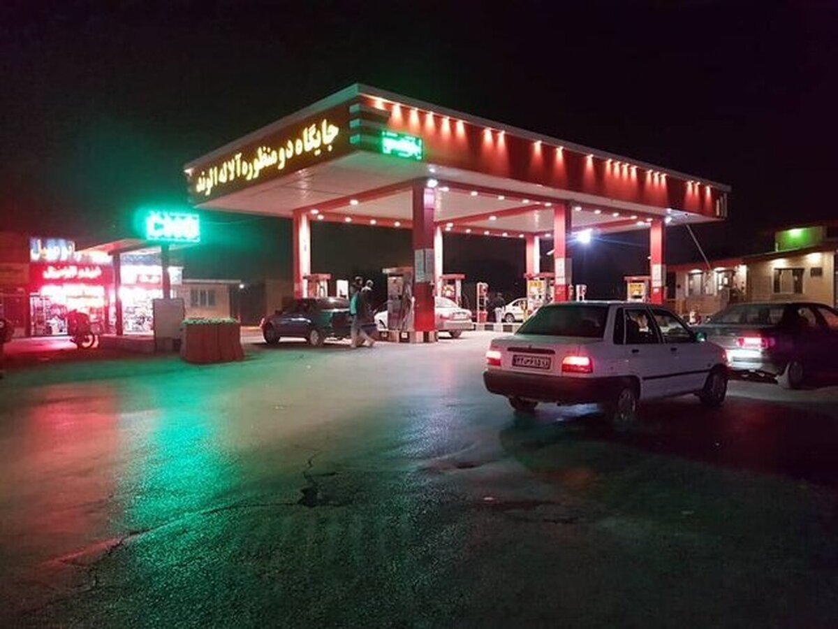 آتش سوزی در جایگاه سوخت در تهران