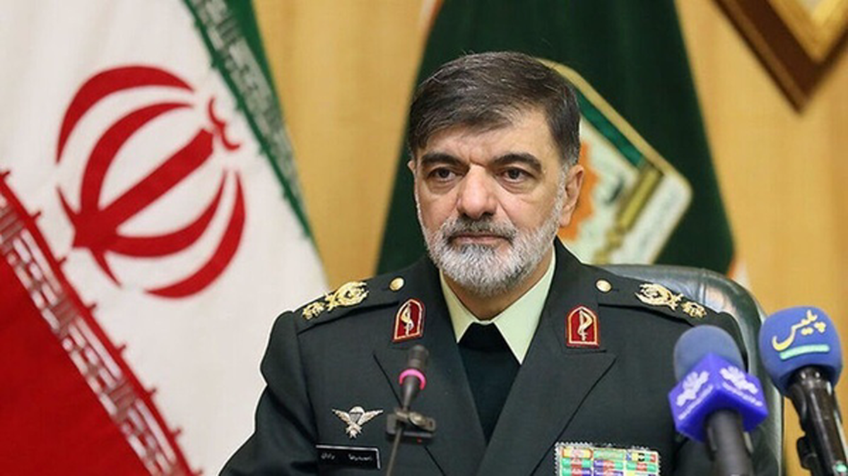 سردار رادان: می خواستند نظام را آدم کش جلوه دهند/  نمی‌خواستم از سلاح استفاده کنیم