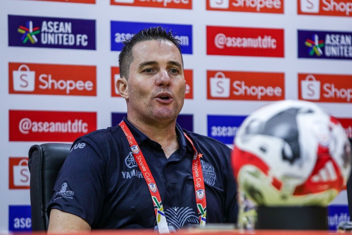 سرمربی پرسپولیس: مقابل فجر پر اشتباه بودیم