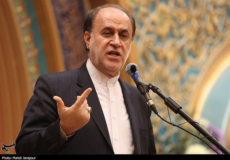 نایب رئیس مجلس: گفته‌ایم دولت خودش هر طور می‌خواهد بودجه را مصوب و اجرا کند اما .../ مجلس یارانه ۵۰۰ هزار تومانی را قبول ندارد