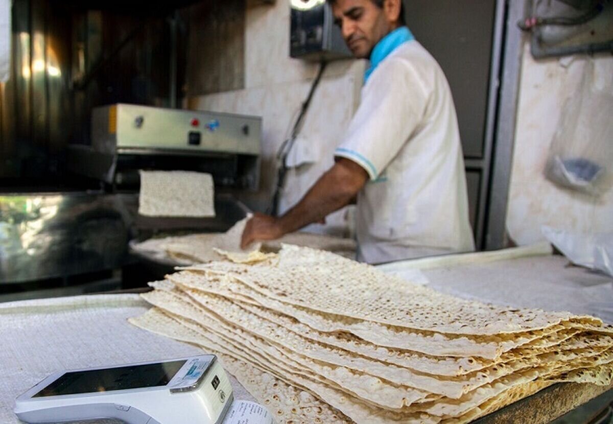 کمبود نان نداریم/ در صورت نیاز سهمیه آرد استان‌ها افزایش می‌یابد