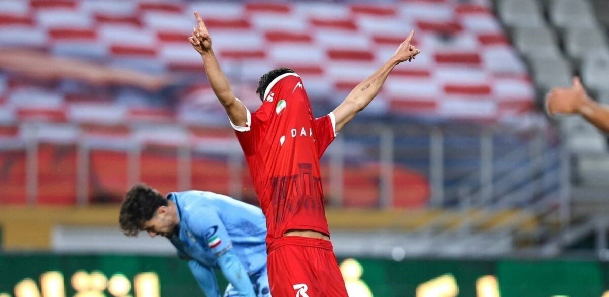 نکاتی جالب در مورد ستاره ۱۹ ساله پرسپولیس؛ این جواهر فروشی نیست
