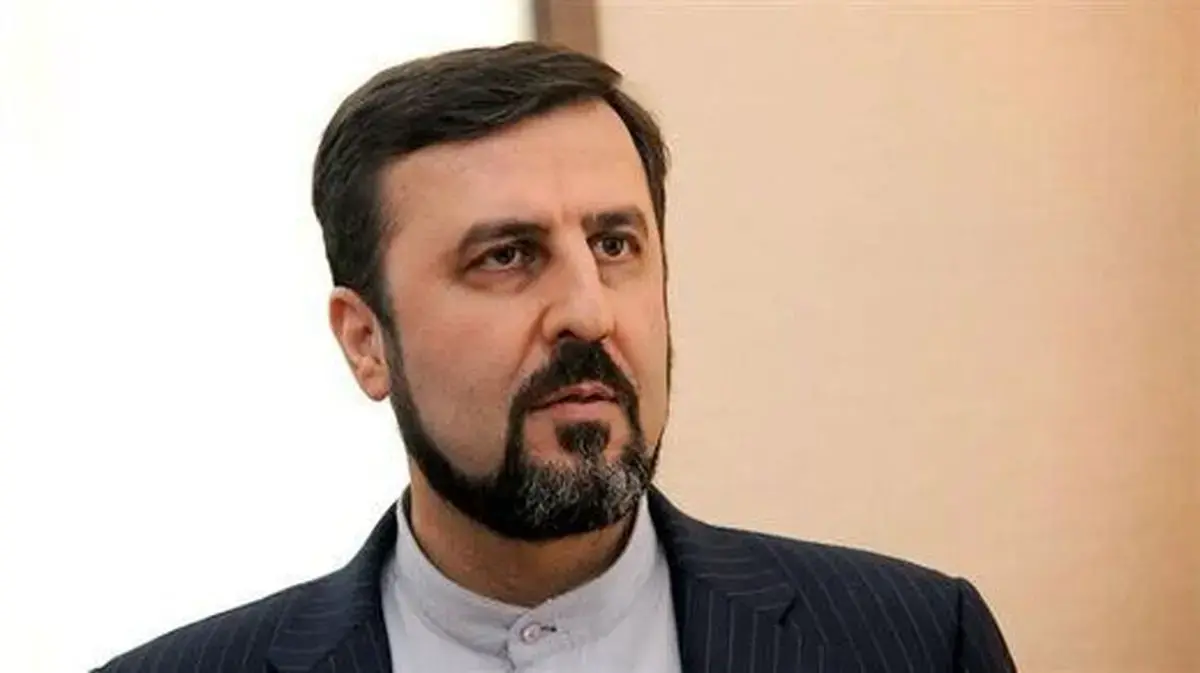 گفتگوی غریب آبادی با وزیر سرحدات، اقوام و قبائل افغانستان