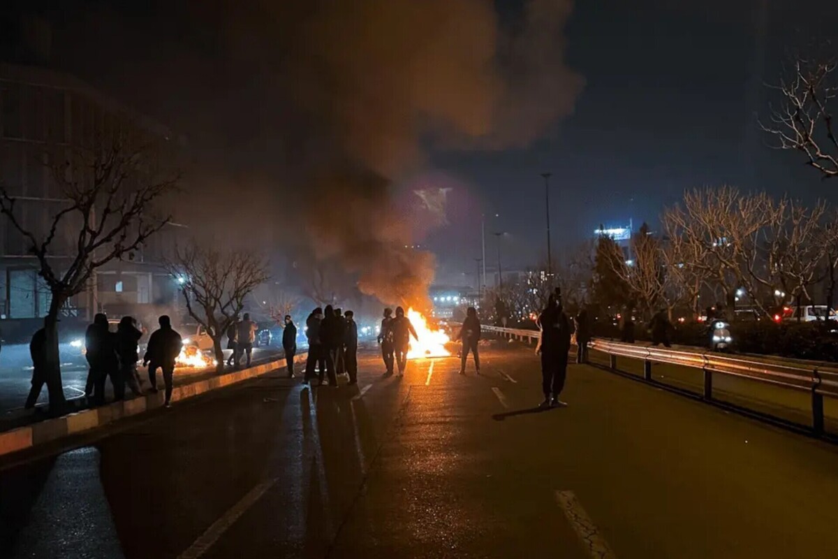 سخنگوی وزارت بهداشت درباره مجروحان حوادث اخیر: حدود ۳۰۰ نفر در بیمارستان‌ها بستری هستند