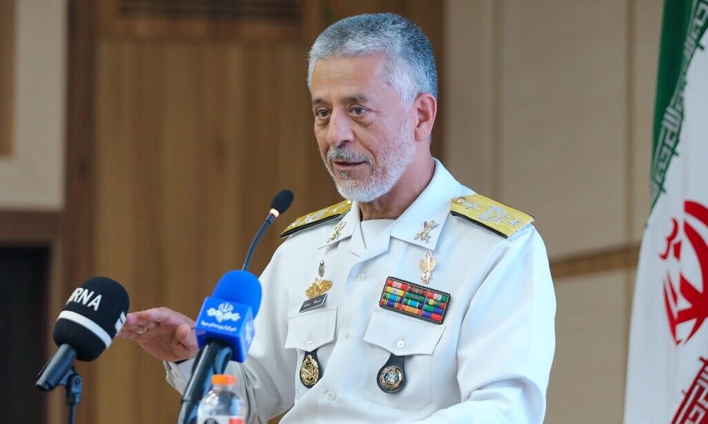 روایت معاون هماهنگ‌کننده ارتش از راهبرد «دو ستون» نیکسون در منطقه/تا امروز ۲۳ هزار شهید ترور تقدیم کرده‌ایم