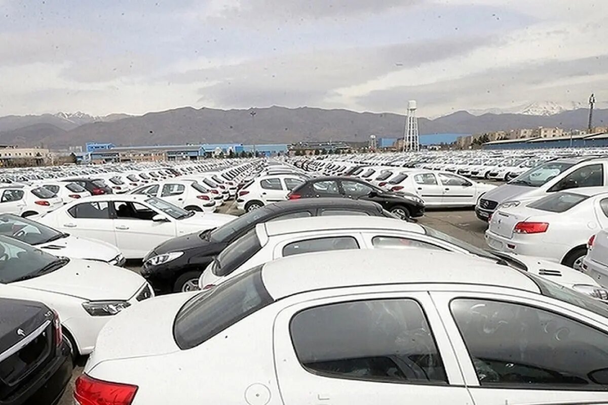 دنا در آستانه ورود به کانال ۲ میلیارد تومان/ آخرین قیمت پژو، سمند، شاهین، کوییک و تارا + جدول