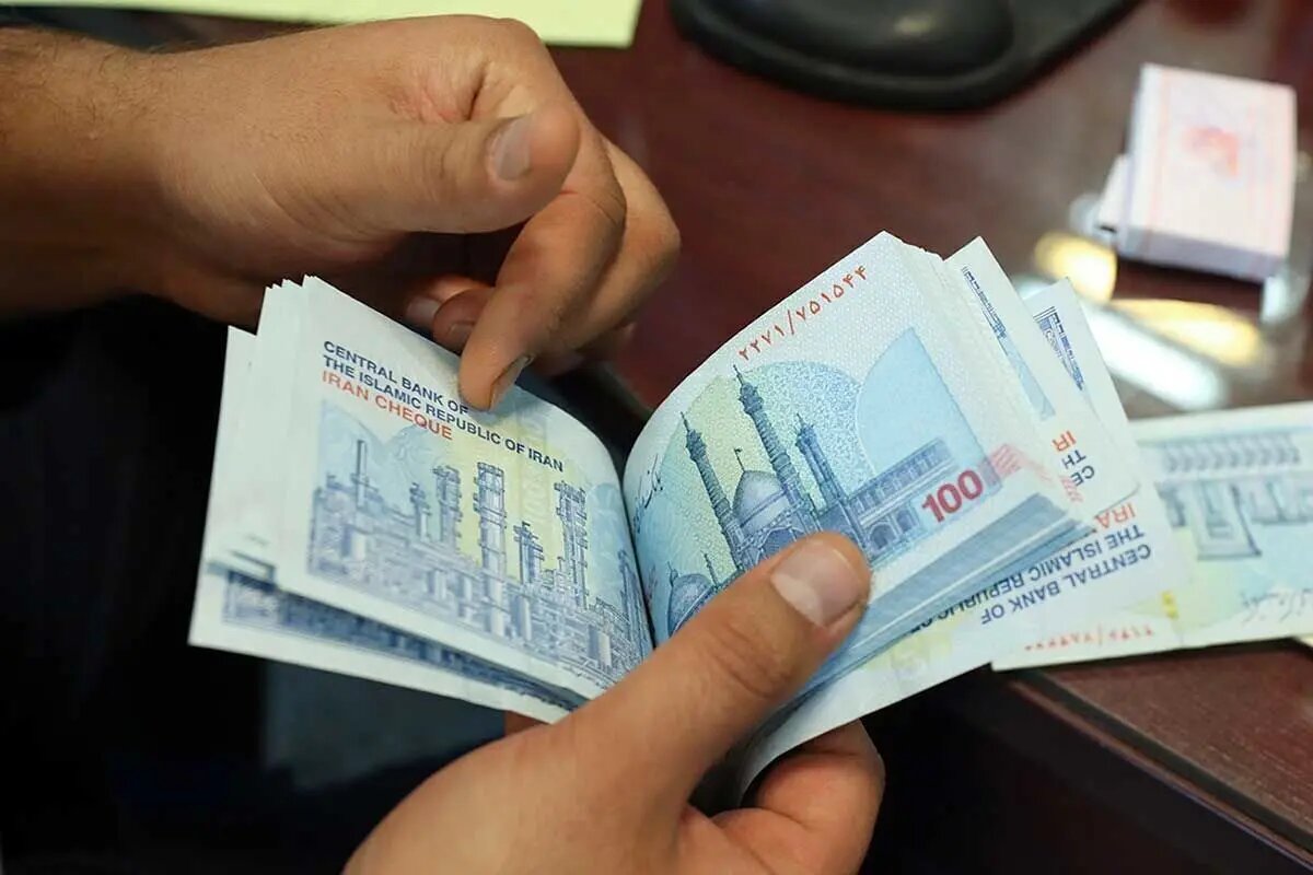 یارانه ۳ میلیون و ۹۰۰ هزار تومانی واریز شد/ مشمولان یارانه جدید دولت چه کسانی هستند؟