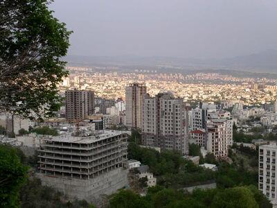 لیست قیمت خرید مسکن در یوسف‌آباد / میانگین قیمت خرید هر متر آپارتمان در این منطقه چقدر است؟ + جدول
