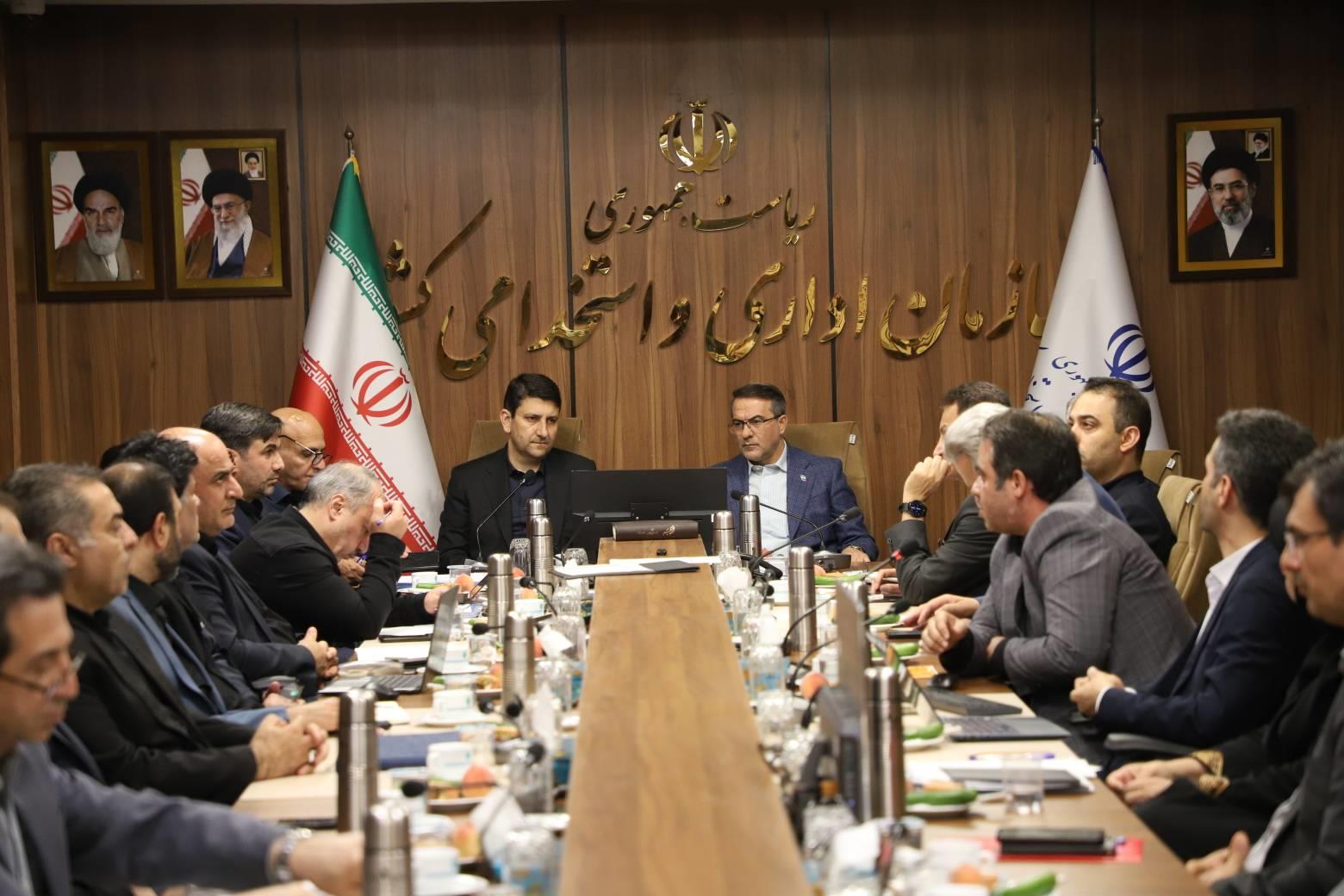 وزیر ارتباطات: حکمرانی داده زیربنای دولت هوشمند است؛ تدوین سند یکپارچه‌سازی آغاز شد