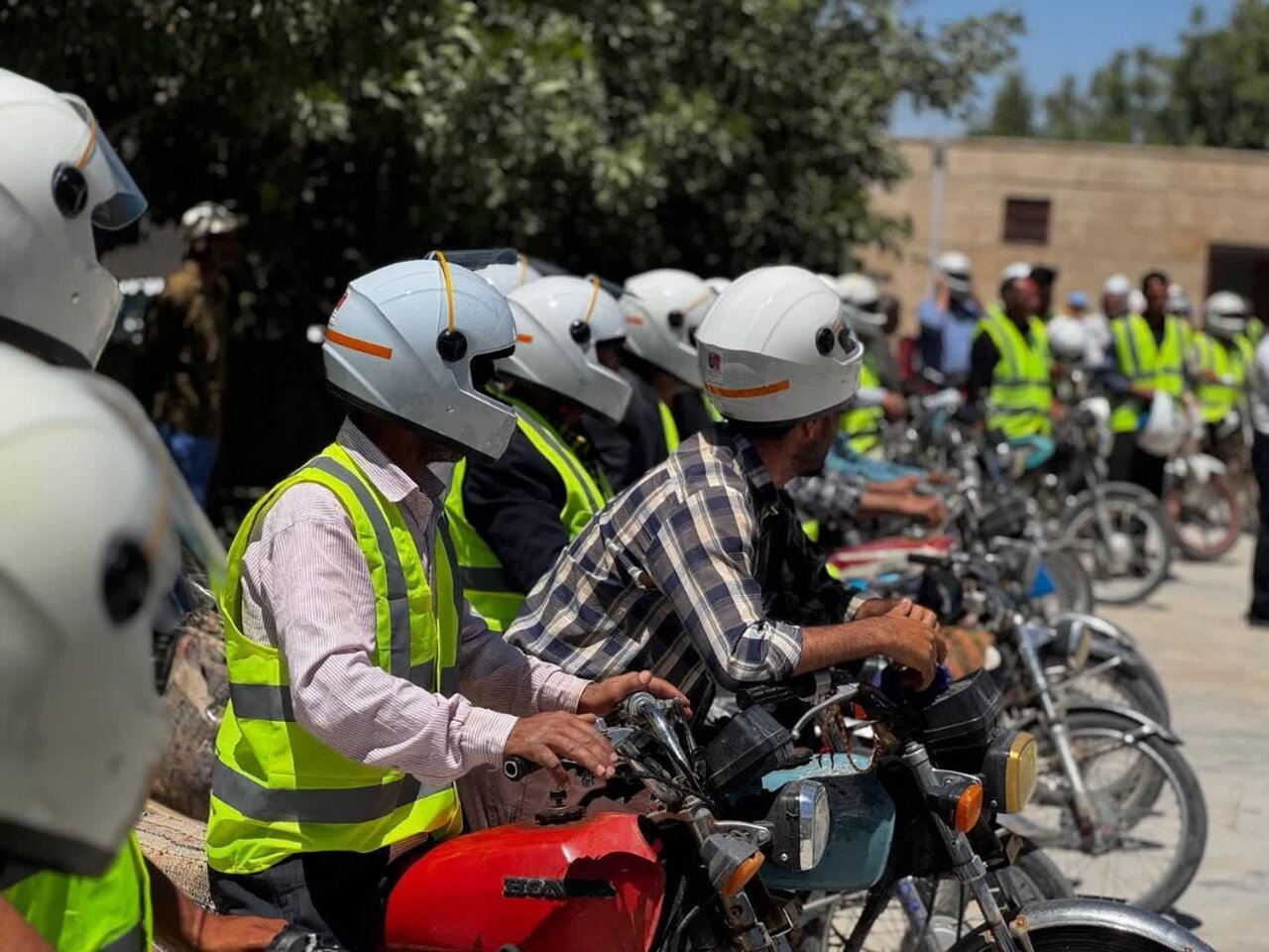 برخورد پلیس با موتورسواران متخلف درمحورهای ورودی وخروجی پایتخت