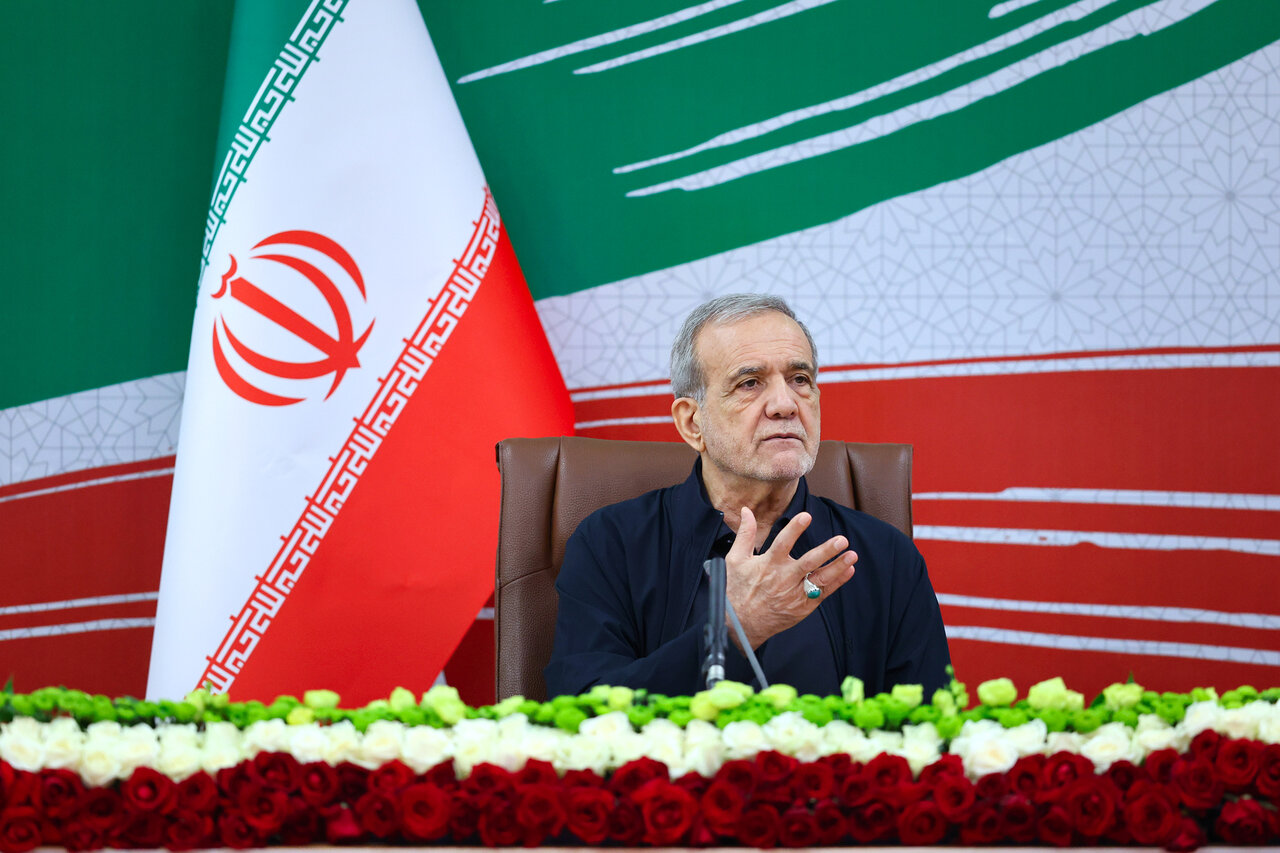 پزشکیان: در جهان کنونی شاهد زورگویی و قلدری برخی قدرت ها هستیم
