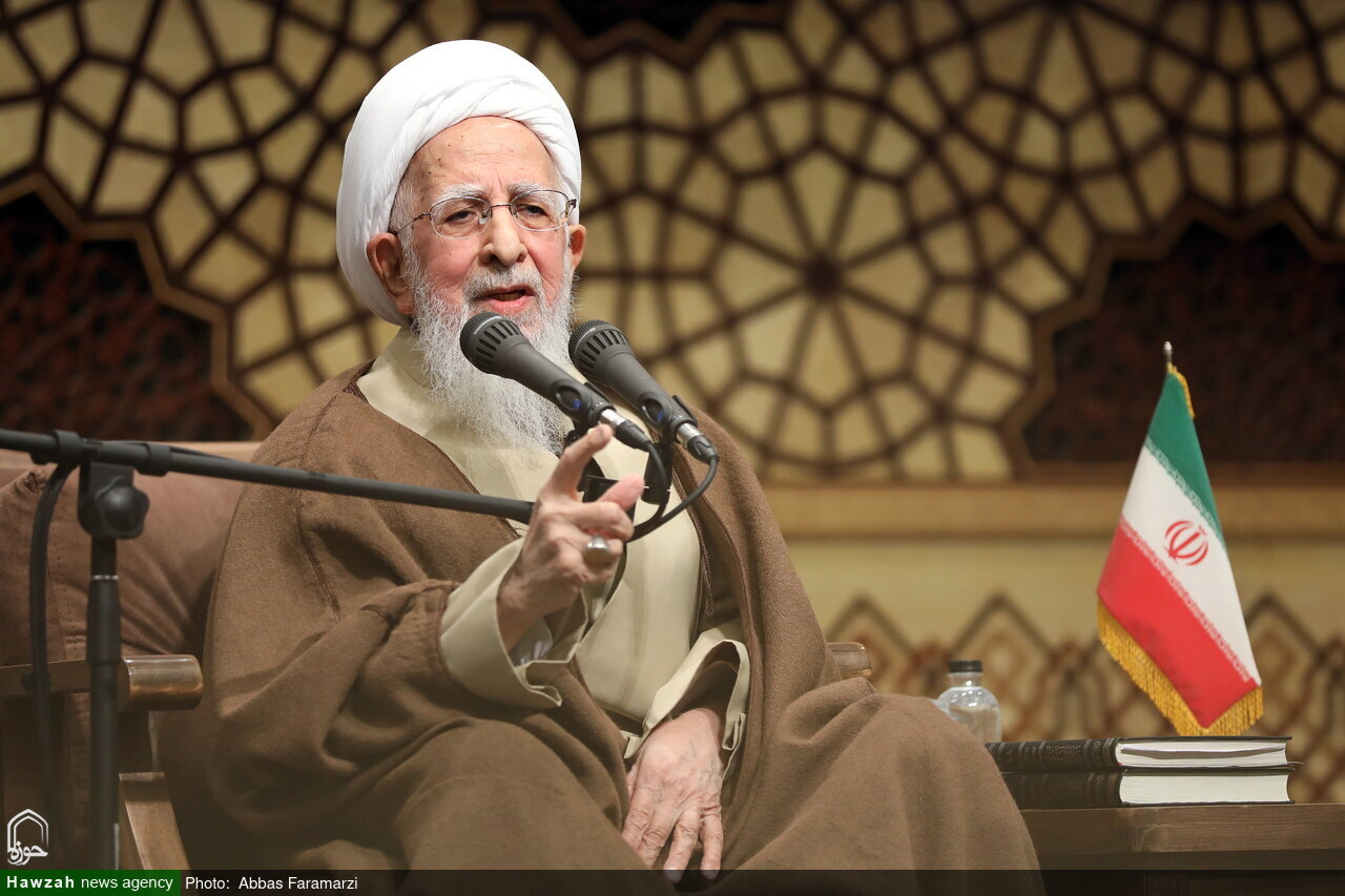 دیدار سیدحسن و سیدیاسر خمینی با آیت الله جوادی آملی/ محمدی گلپایگانی و داماد رهبر شهید انقلاب هم به دیدار آیت الله رفتند+ تصاویر