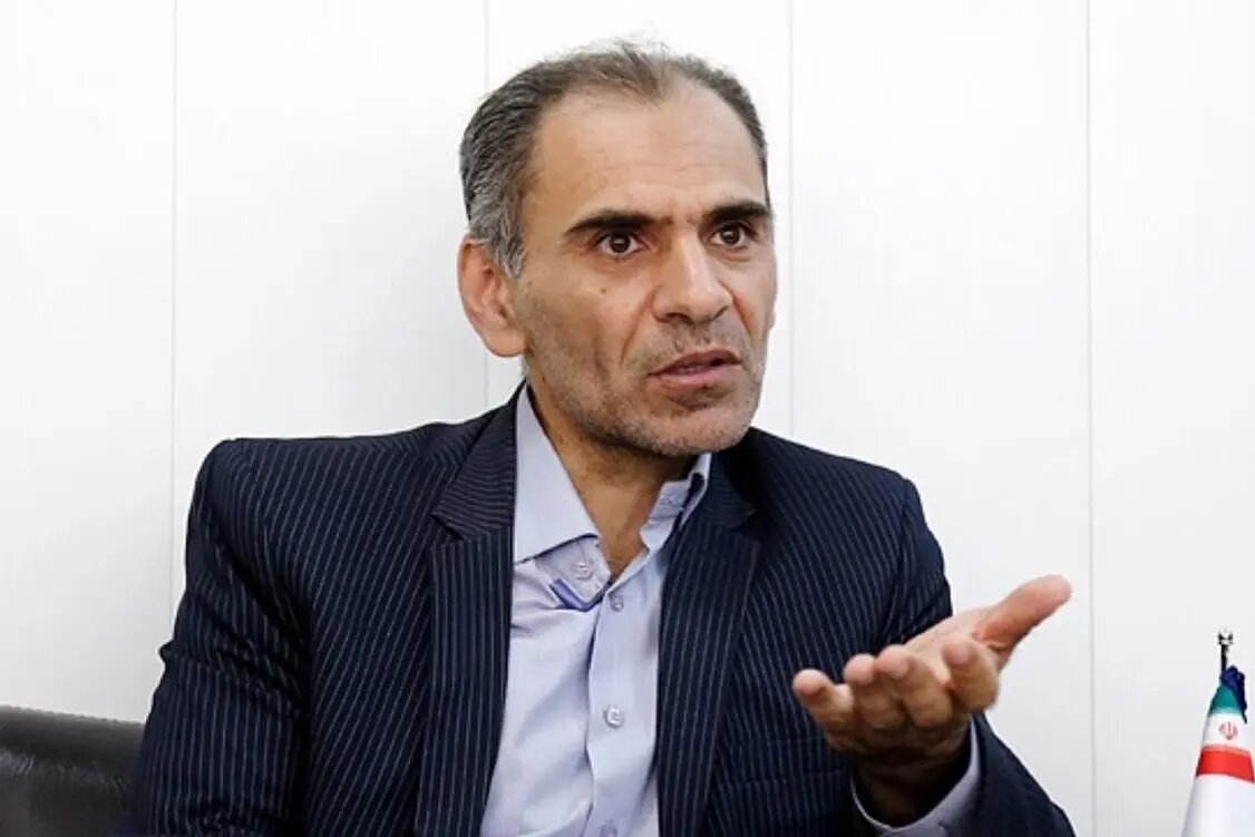 ندری: مداخله ارزی بانک مرکزی جلوی جهش دلار را گرفت، اما تداوم آن قطعی نیست/نمیتوان از تثبیت نرخ ارز مطمئن بود