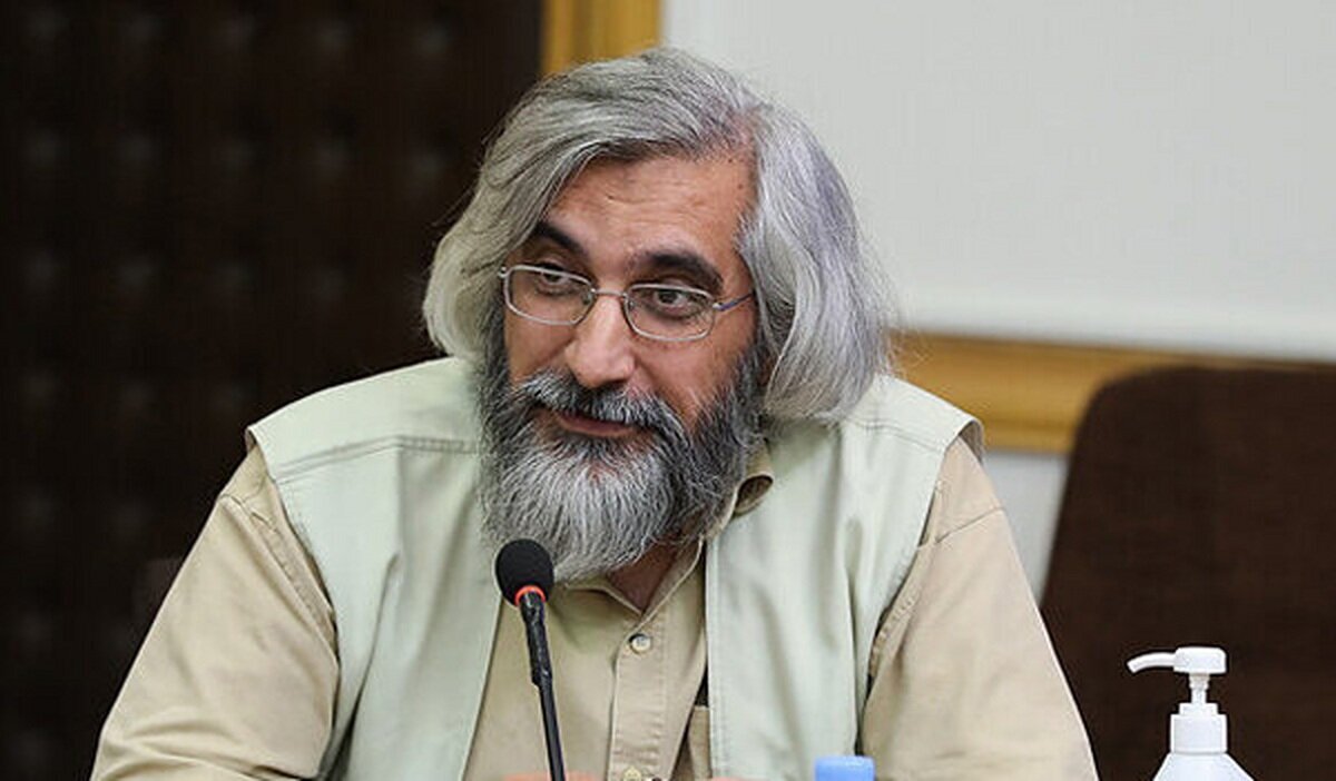 وحید جلیلی: معنای «برد برد» آقایان یعنی جناب کدخدا من اجازه ندارم ملت ایران بردی داشته باشد مگر ارباب بیشتر بخورد از ریخت و پاش دورش چیزی به ما برسد
