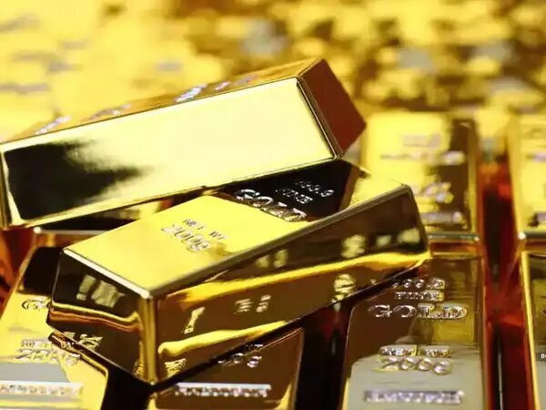 قیمت طلای جهانی امروز ۲۷ مهر ۱۴۰۵/  قیمت هر اونس طلا برای تحویل فوری ۰.۴ درصد افزایش یافت
