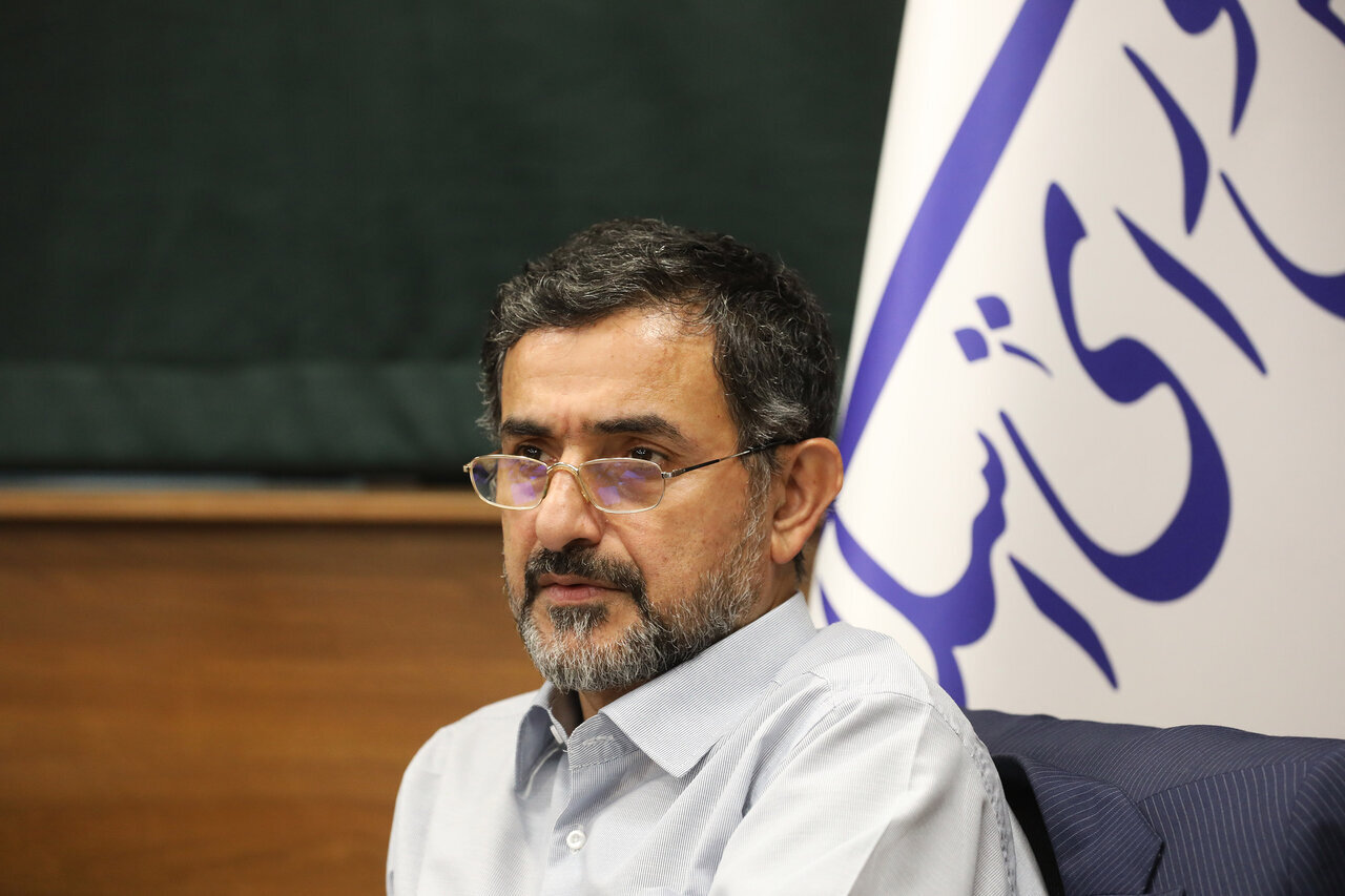 مگر پاسخ مطالبات جوانان چماق و سرکوب و زندانی کردن ۵ هزار دانش آموز است؟/ کشوری که اعتراض جوانان را با باتوم خاموش کند، حق موعظه درباره آزادی را ندارد