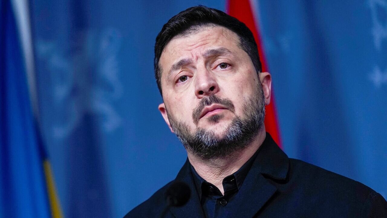 زلنسکی با توافق صلح همراه با واگذاری اراضی اوکراین موافقت کرد