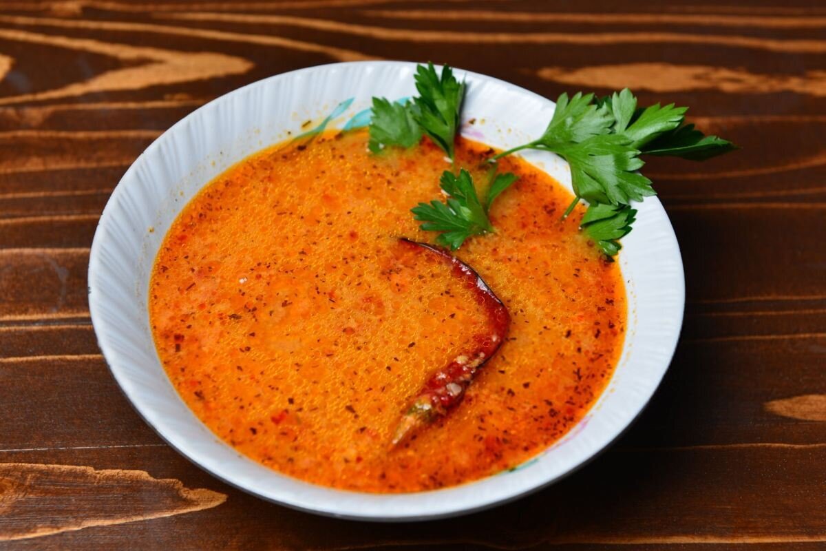 با ۶ لیوان آب و چند ماده ساده، سوپ متفاوت ترکیه‌ای بپزید / دستور تهیه سوپ تارهانا