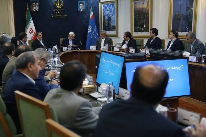 محمدرضا عارف