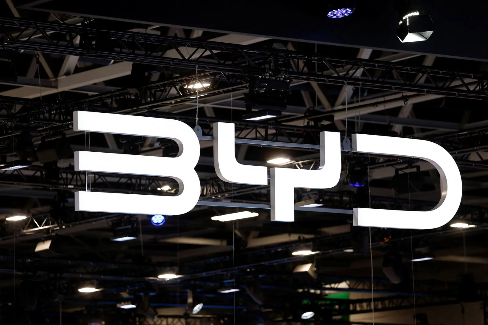 ممنوعیت خودروهای BYD در پایگاه‌های استراتژیک آمریکا در ژاپن